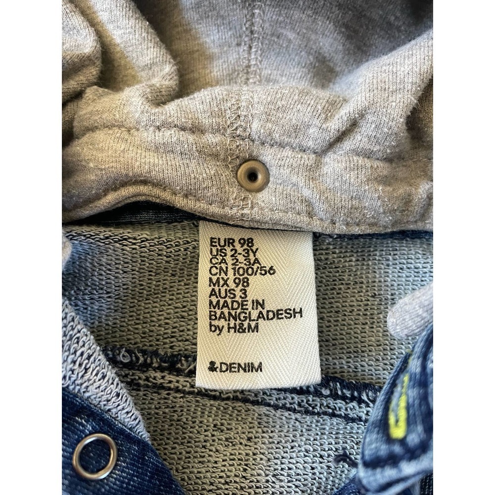 H&M Gray Hoodie Chambray - Picture 2 of 3